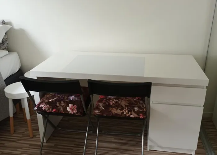 Holiday Room For Rent